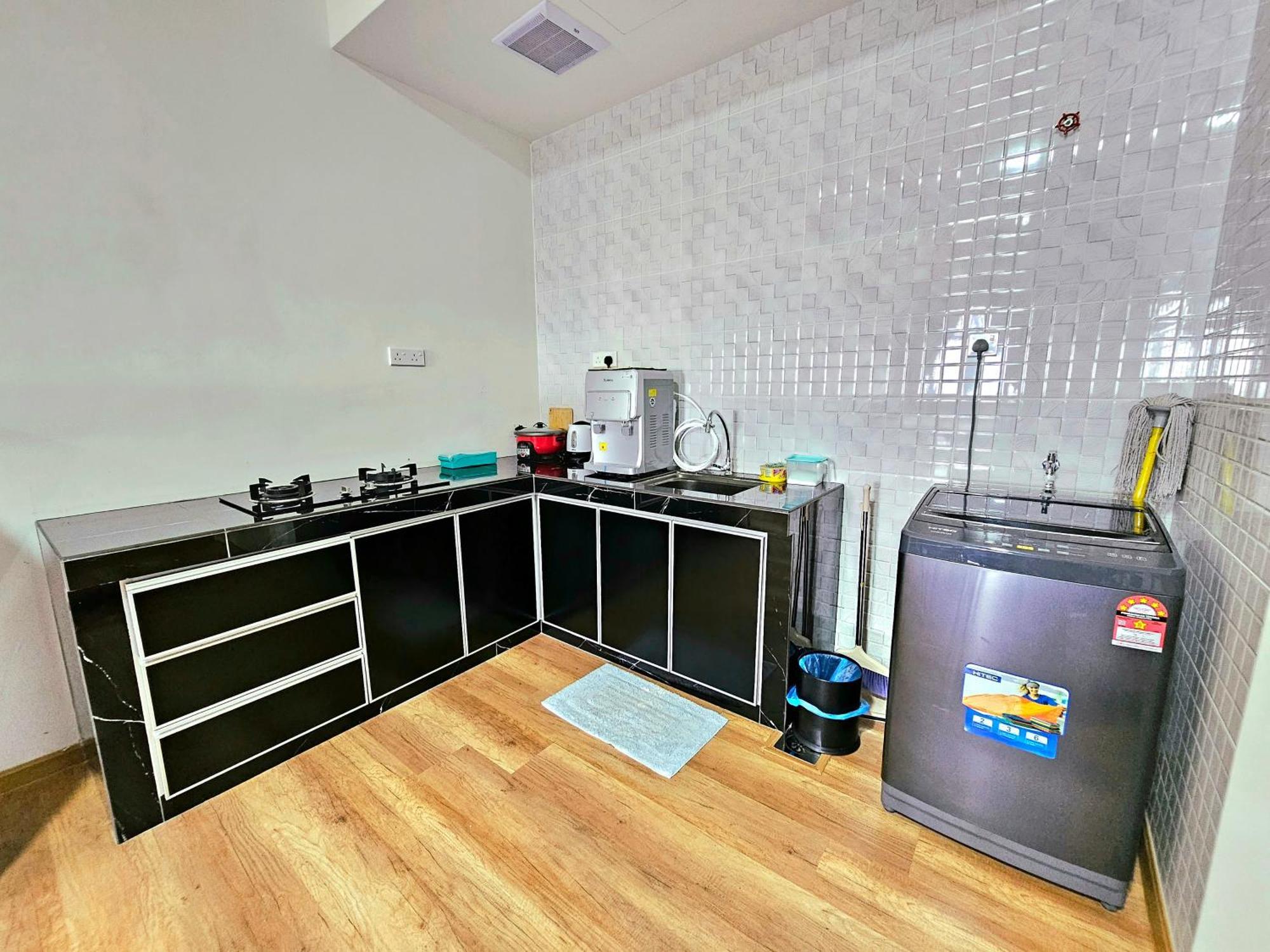 Quartz Residence - Melaka Extérieur photo